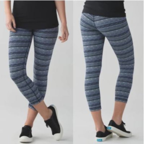 EUC LULULEMON Wunder Under Mid Rise Leggings - Picture 14 of 14